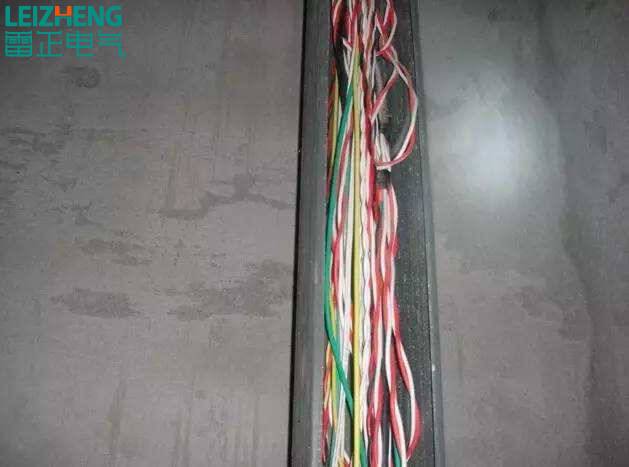 电缆桥架?；さ缋? width=